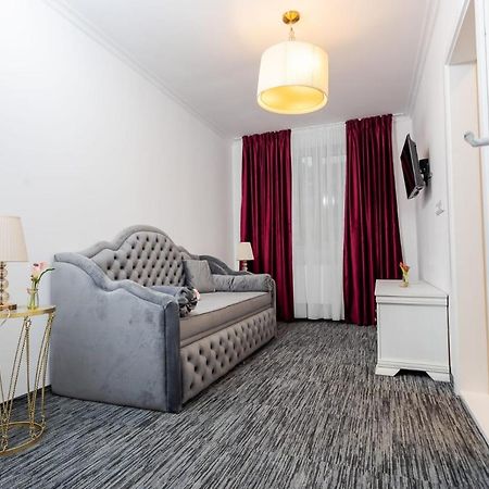 Apartament Carolyne Bistriţa المظهر الخارجي الصورة